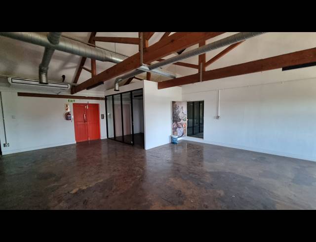 303M² OFFICE FOR SALE IN WOODSTOCK